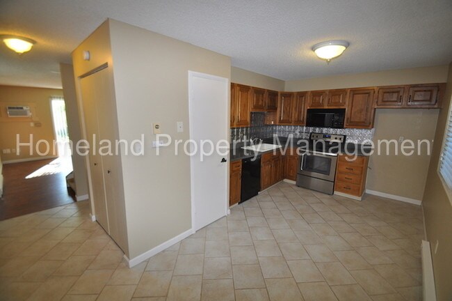 Foto del edificio - 315 S Shoreline Dr