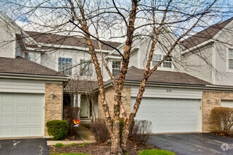 Building Photo - 274 Bay Dr