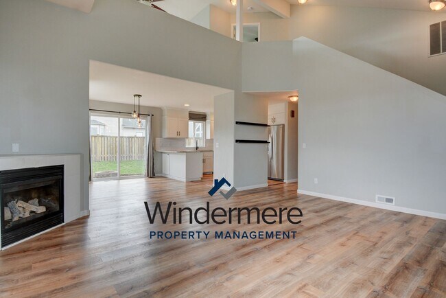 Foto del edificio - 3 bed 2 bath Home in Cherry Hill