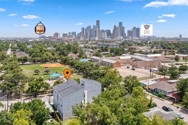 Foto del edificio - 905 Quitman St