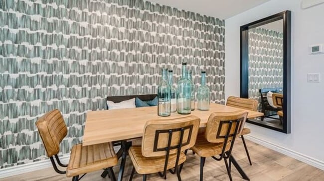 Building Photo - Bright & Modern 3-Bed Townhome in 89166