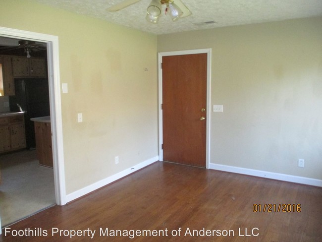 Building Photo - 4 br, 3 bath House - 256 Micasa Drive