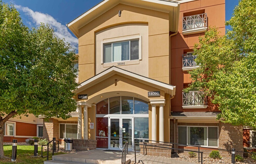 Furnished Studio-Denver - Aurora North