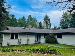 Building Photo - 10260 NE Winther Rd