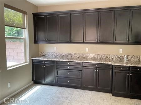 Foto del edificio - 3476 Villa Dr