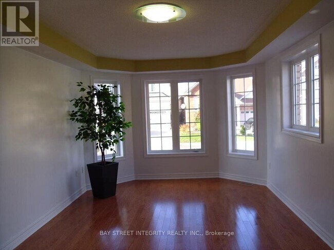 Photo du bâtiment - 198 Dean Burton Ln