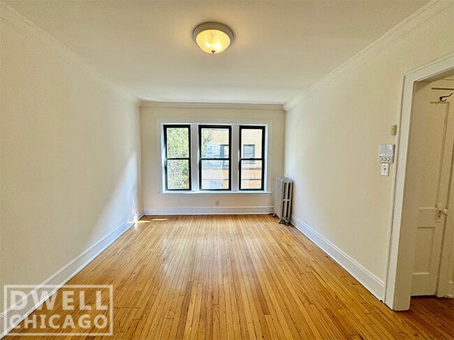 Building Photo - 2342 N Spaulding Ave