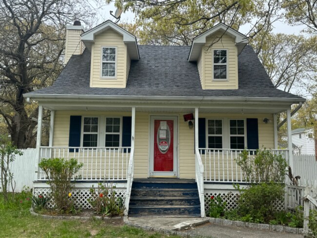 Foto del edificio - 11 Dover Ave