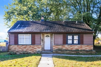 Building Photo - 903 Jackson St