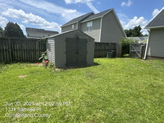 Foto del edificio - 1311 Saltwell Pl