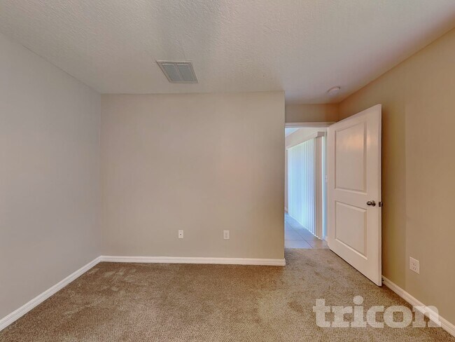 Foto del edificio - 12742 Lemon Pepper Dr