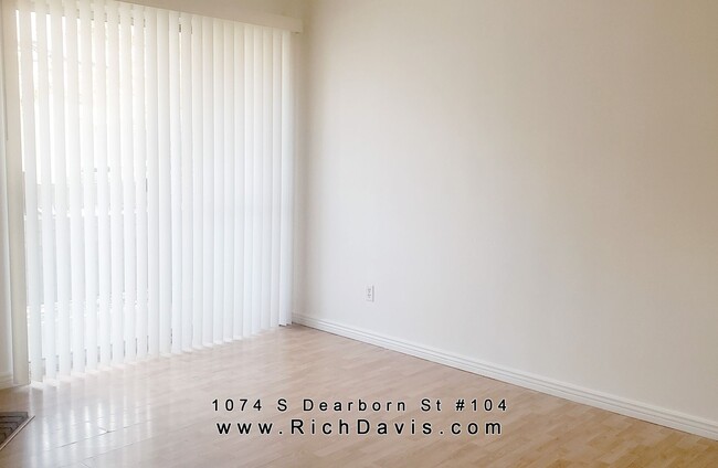 Building Photo - 1 bed 1 bath condo on Ground Level near I-...