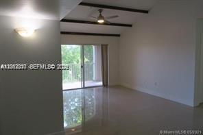 Foto del edificio - 12166 St.Andrews Pl