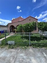 Building Photo - 3444 NW 4th St