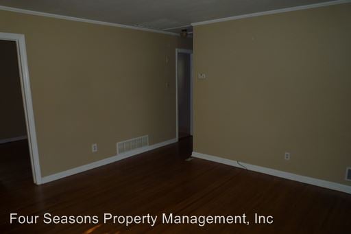 Building Photo - 701 Saint Julien St