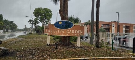 Building Photo - 17500 NW 68th Ave