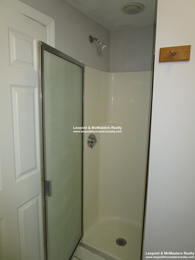 Primary Photo - 149 Chiswick Rd