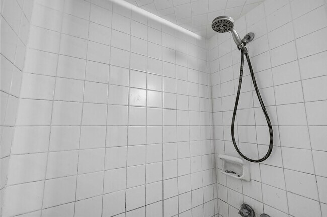 Foto del edificio - QUAINT  3 Bedroom, 2 bathroom House w Fireplace!!