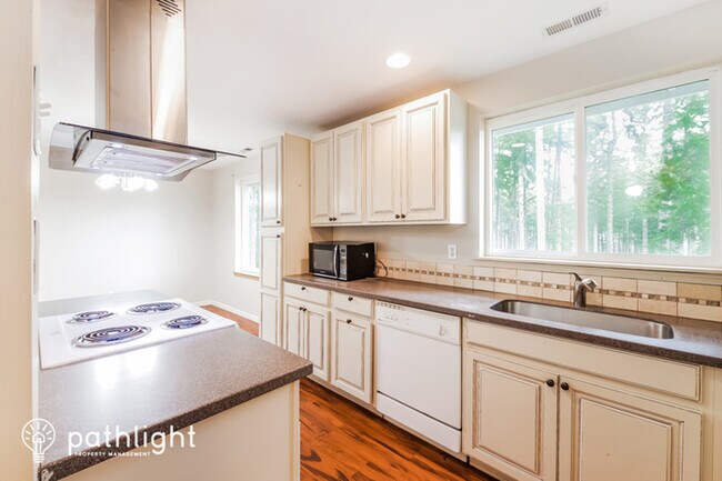 Building Photo - 19005 23rd Street, Lakebay, WA, 98349