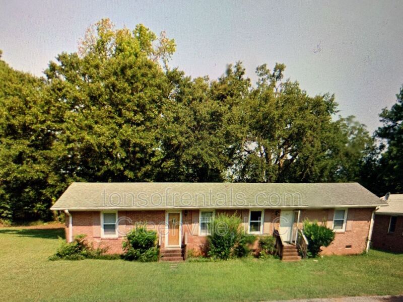 105 Maple Dr Unit A, Fountain Inn, SC 29644 Condo for Rent in