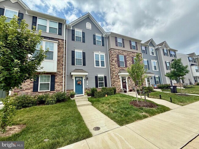 Building Photo - 70 Caswell Dr