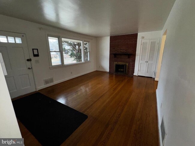 Foto del edificio - 10502 Glenhaven Dr