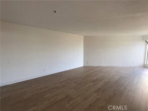 Building Photo - 260 Cagney Ln