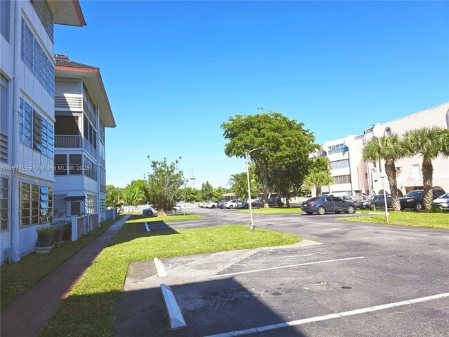 Foto del edificio - 4140 NW 44th Ave