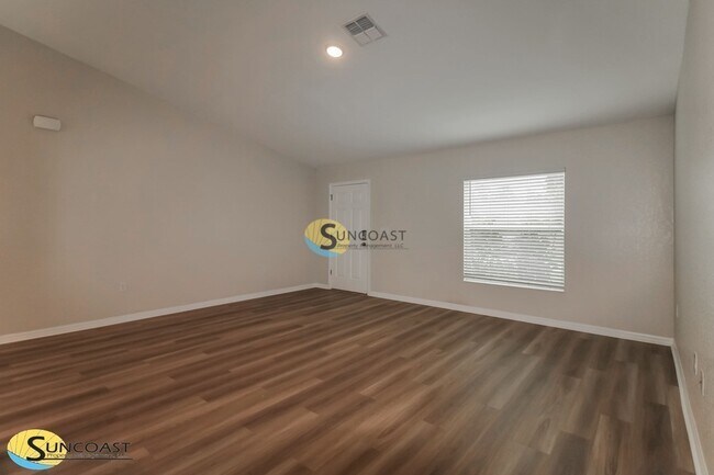 Foto del edificio - 45 Dogwood Loop