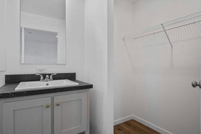 Building Photo - 4315 N Flowing Wells Rd