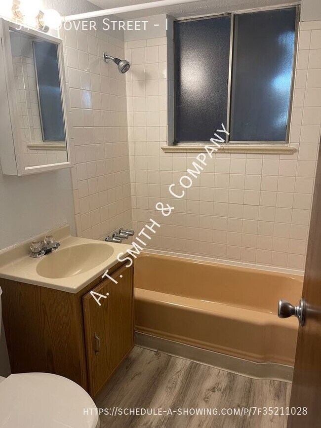 Building Photo - 1 Bedroom in Arvada Available!