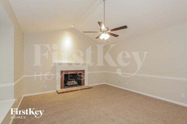Building Photo - 14605 Stonegreen Lane