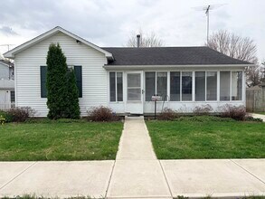 Building Photo - 229 E Madison St