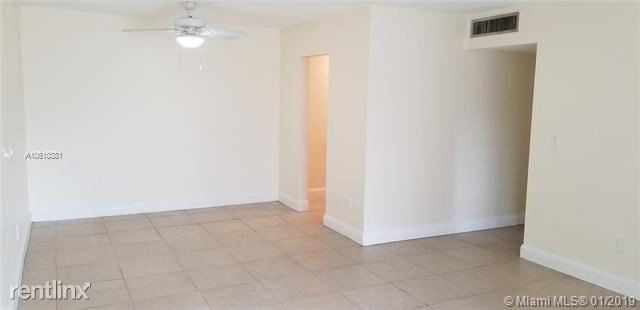 Foto del edificio - 3 br, 2 bath Condo - BRITTANY HOUSE