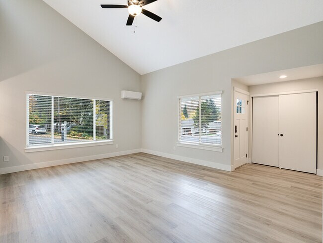Foto del edificio - Move in Today and Get a $1000 Visa Gift Card!