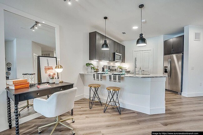 Foto del edificio - 311 Watson Br Ln
