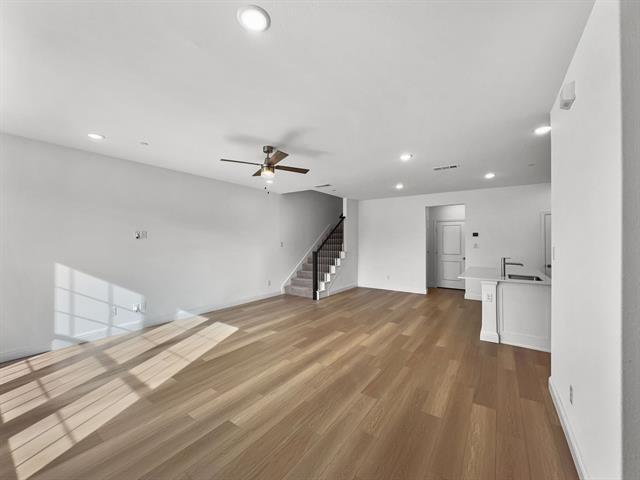 Building Photo - 8980 Samara St