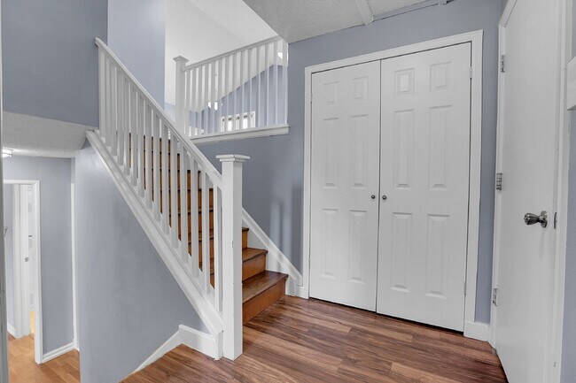 Foto del edificio - $3,195 - 4 Bed, 2 Bath Home in Broomfield ...