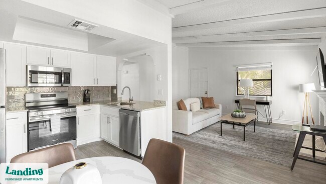 Building Photo - 5272 Tamarus St