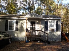 Building Photo - 2122 Cedar Creek Rd