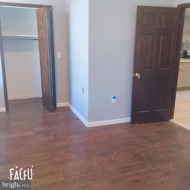 Foto del edificio - 1920 Fairmount Ave