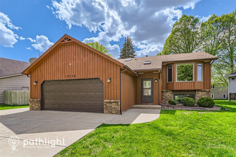 Primary Photo - 13078 Glenhurst Ave, Savage, MN, 55378
