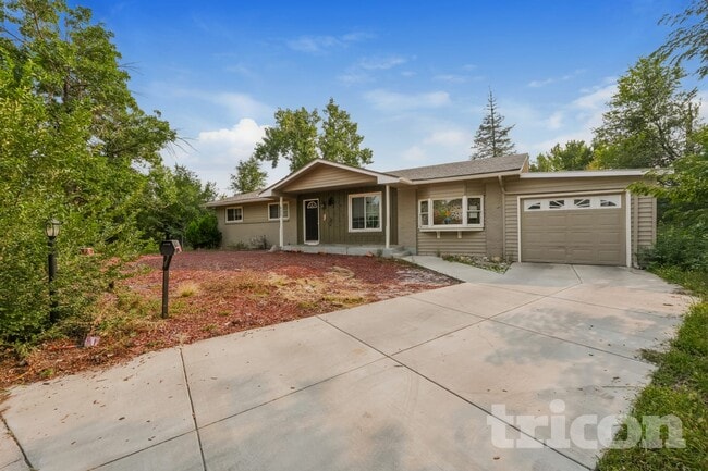 Building Photo - 603 Del Brook Dr