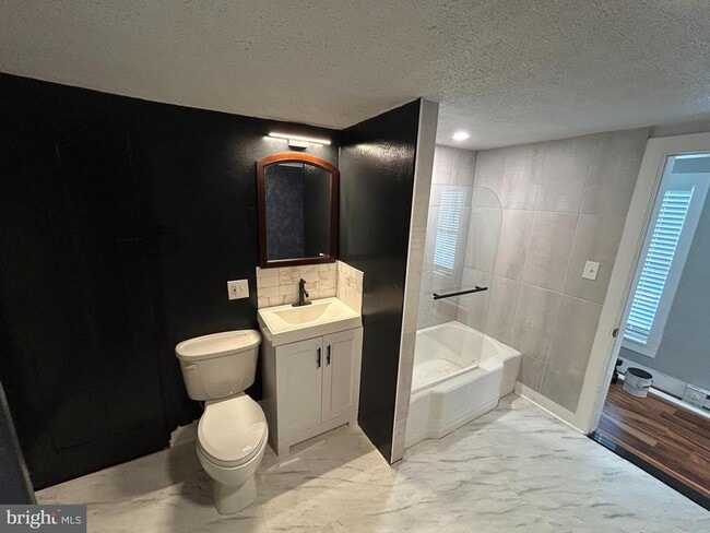 Foto del edificio - 24048 Trailhead Dr