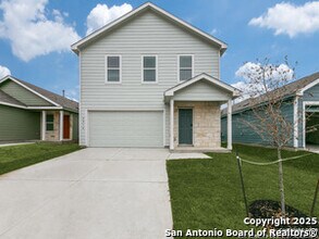 Building Photo - 2814 Charpak Dr