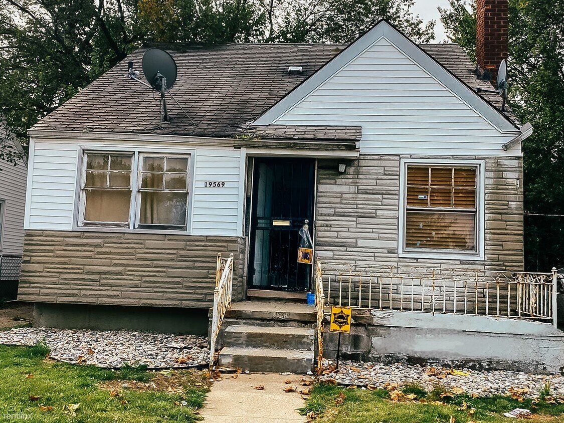 Primary Photo - 3 br, 1 bath House - 19569 Dresden St