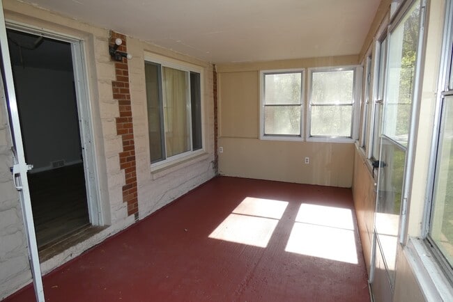 Building Photo - 3436 Brinway Dr