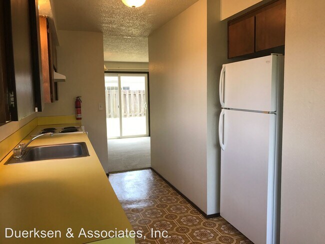 Foto del edificio - 943-945 NW 27th St