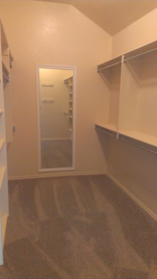 Building Photo - 3 bed, 2 bath 2 garage in Edmond!