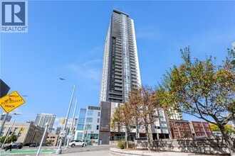Building Photo - 60 Frederick St